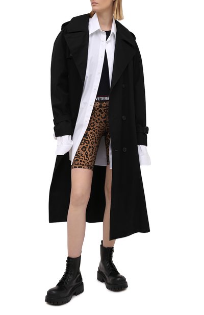 Шорты VETEMENTS леопардового цвета по цене 24900 руб., арт. WE51PA600L 2605/LE0PARD, фото 2 Шорты VETEMENTS, арт. WE51PA600L 2605/LE0PARD, фото 2
