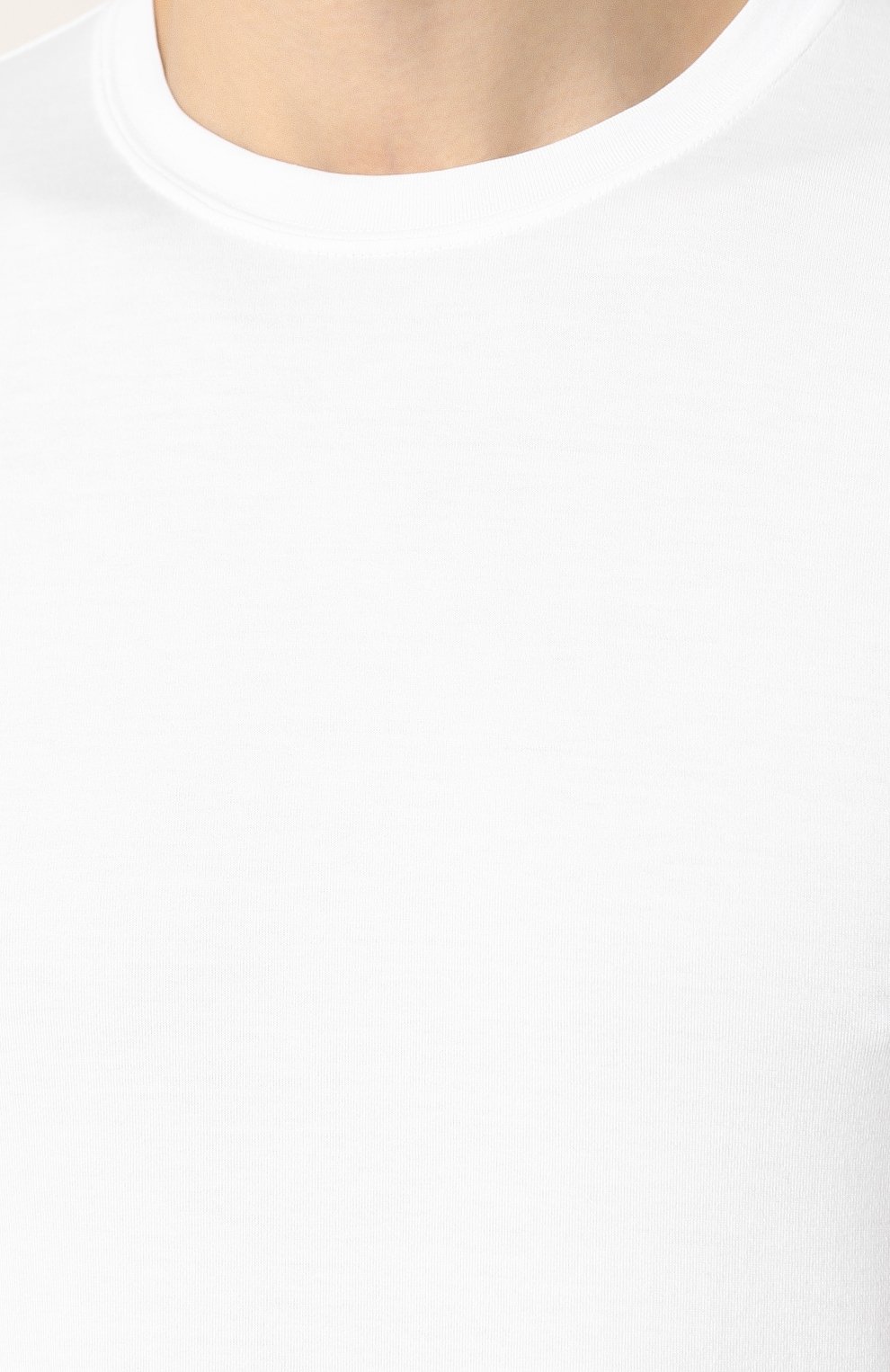 Хлопковая однотонная футболка FEDELI белого цвета по цене 14400 руб., арт. 1UE00298, фото 5 Хлопковая однотонная футболка FEDELI, арт. 1UE00298, фото 5