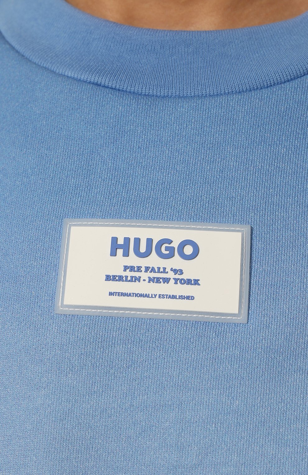 Хлопковый свитшот HUGO голубого цвета по цене 19350 руб., арт. 50481497, фото 5 Хлопковый свитшот HUGO, арт. 50481497, фото 5