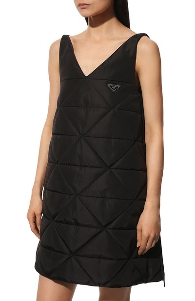 Платье PRADA черного цвета по цене 210000 руб., арт. 230663-1WQ9-F0002-212, фото 3 Платье PRADA, арт. 230663-1WQ9-F0002-212, фото 3