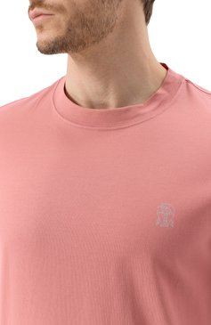 Мужская хлопковая футболка BRUNELLO CUCINELLI кораллового цвета, арт. M0B138440 | Фото 5 (Рукава: Короткие; Принт: Без принта; Стили: Кэжуэл, Романтичный; Материал внешний: Хлопок; Кросс-КТ: Джерси; Мужское Кросс-КТ: Футболка-одежда; Длина (для топов): Удлиненные; Автоматизация состава: Проставлено; Автоматизация ТО: Проставлено)