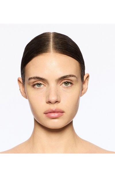 Тональный крем-стик studio radiance skin tint stick, оттенок light medium 1 (8g) MAC цвета по цене 4350 руб., арт. SASZ-11, фото 3 Тональный крем-стик studio radiance skin tint stick, оттенок light medium 1 (8g) MAC, арт. SASZ-11, фото 3