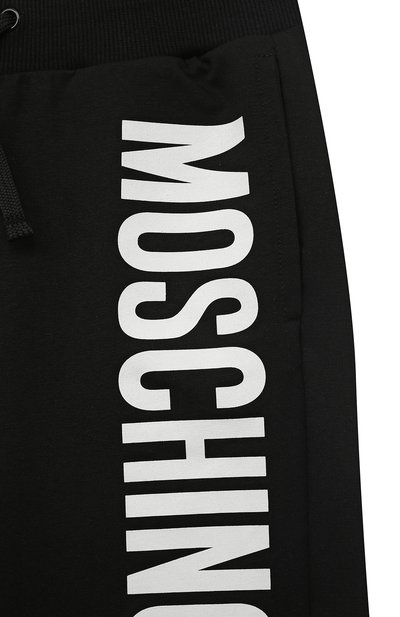 Хлопковые шорты MOSCHINO черного цвета по цене 9425 руб., арт. HPQ007/LDA27/10-14, фото 3 Хлопковые шорты MOSCHINO, арт. HPQ007/LDA27/10-14, фото 3
