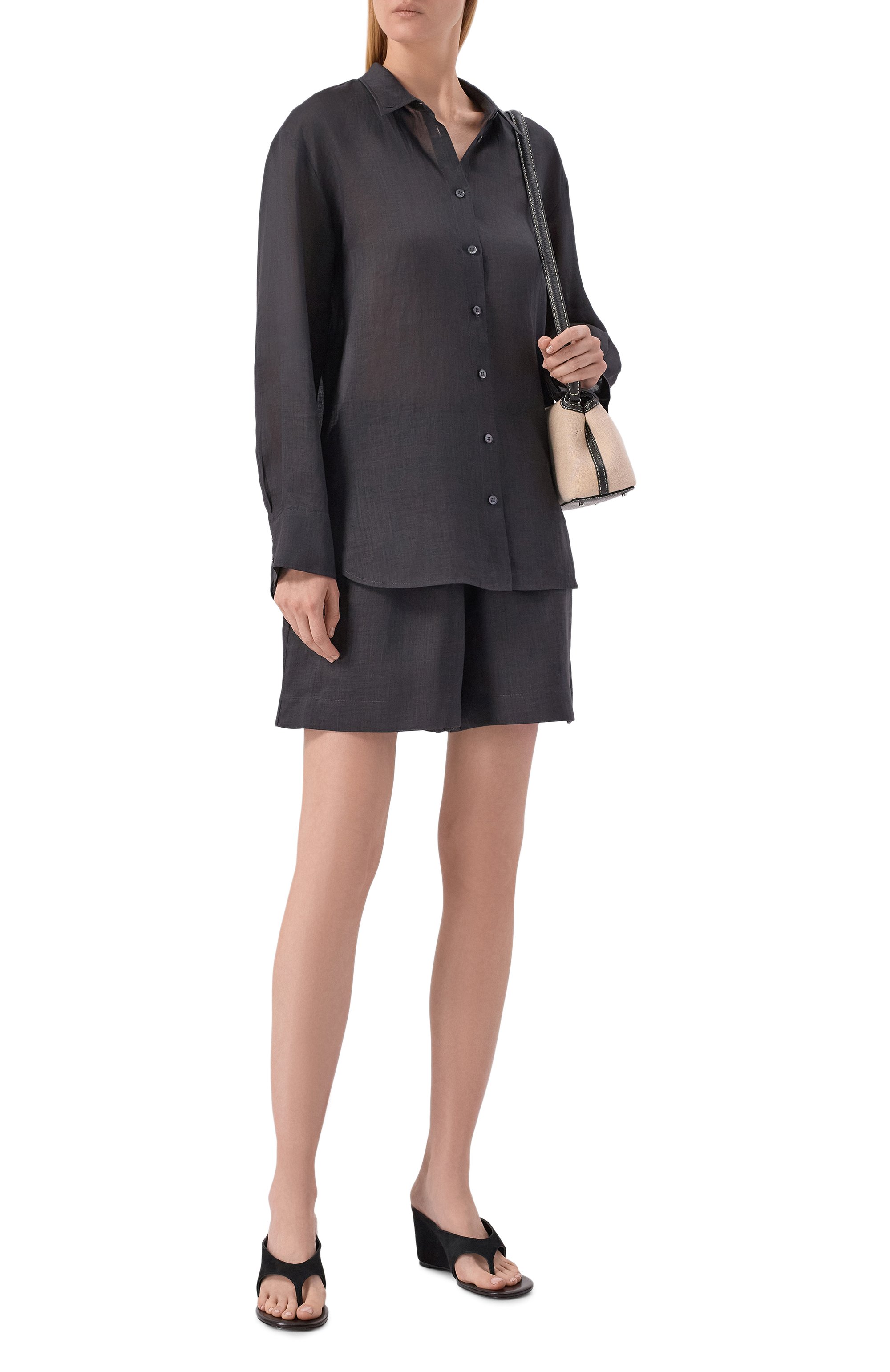 Рубашка 12 STOREEZ черного цвета по цене 13000 руб., арт. 137343, фото 2 Рубашка 12 STOREEZ, арт. 137343, фото 2