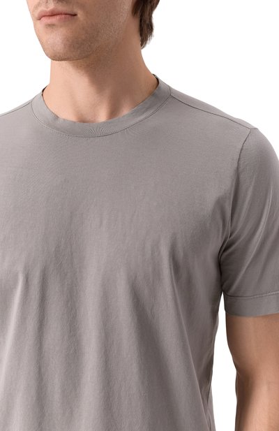 Хлопковая футболка TRANSIT серого цвета по цене 12450 руб., арт. CFUTRZ1362, фото 5 Хлопковая футболка TRANSIT, арт. CFUTRZ1362, фото 5