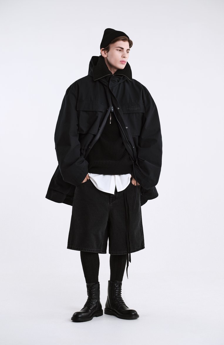 Мужской шерстяной свитер DOLCE & GABBANA черного цвета, арт. GXW42T/JCVWK | Фото 7 (Рукава: Длинные; Материал внешний: Шерсть; Длина (для топов): Стандартные; Принт: Без принта; Стили: Кэжуэл; Мужское Кросс-КТ: Свитер-одежда)
