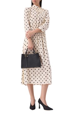 Женская сумка furla nuvola FURLA черного цвета, арт. WB01336/BX2045 | Фото 7 (Материал сплава: Проставлено; Драгоценные камни: Проставлено; Размер: medium; Ремень/цепочка: На ремешке; Материал: Натуральная кожа)