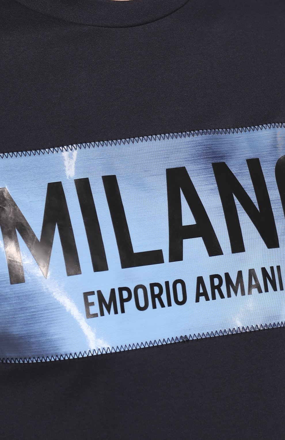 Хлопковая футболка EMPORIO ARMANI темно-синего цвета по цене 15900 руб., арт. 3H1T62/1J30Z, фото 5 Хлопковая футболка EMPORIO ARMANI, арт. 3H1T62/1J30Z, фото 5