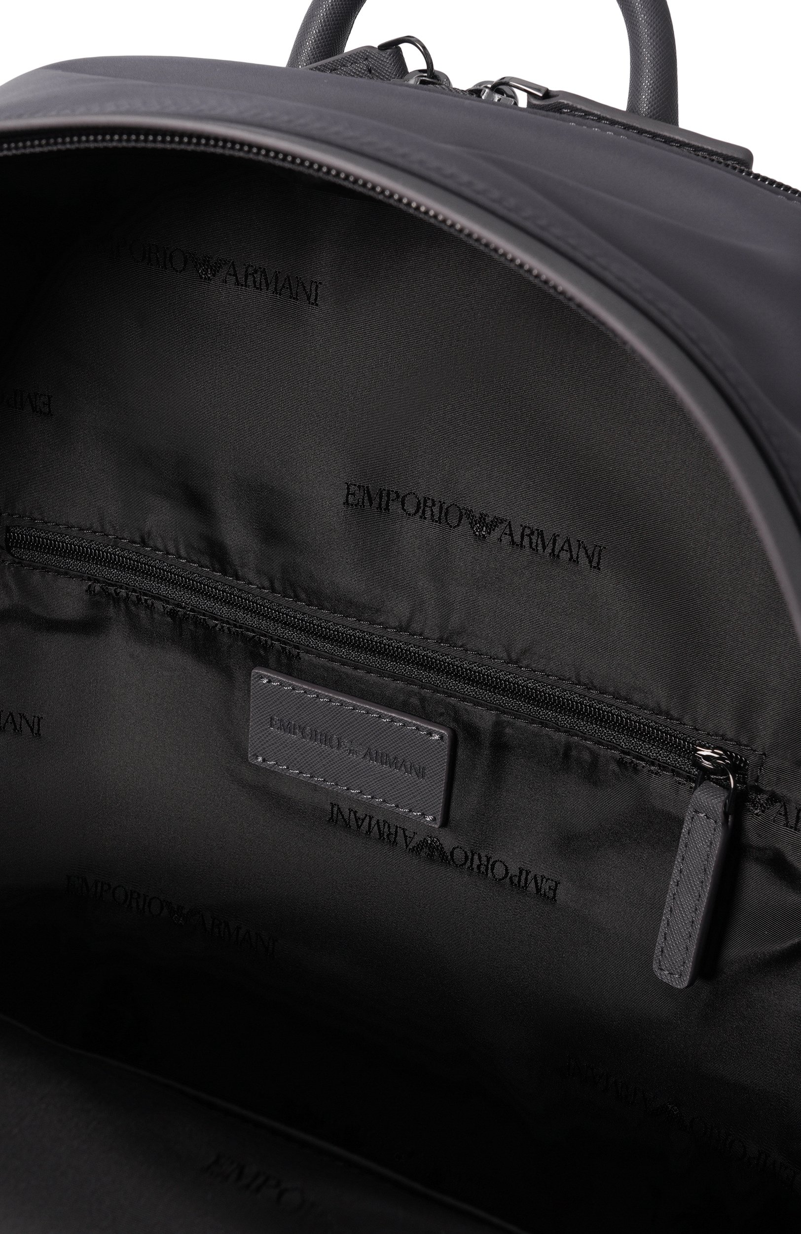 Рюкзак EMPORIO ARMANI серого цвета по цене 39950 руб., арт. EM001795/AF28784, фото 4 Рюкзак EMPORIO ARMANI, арт. EM001795/AF28784, фото 4