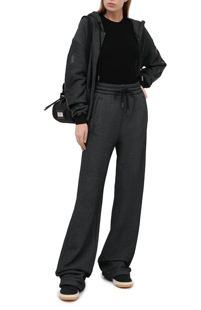 Хлопковые брюки OFF-WHITE черного цвета по цене 68700 руб., арт. 0WCH005E20JER0011010, фото 2 Хлопковые брюки OFF-WHITE, арт. 0WCH005E20JER0011010, фото 2
