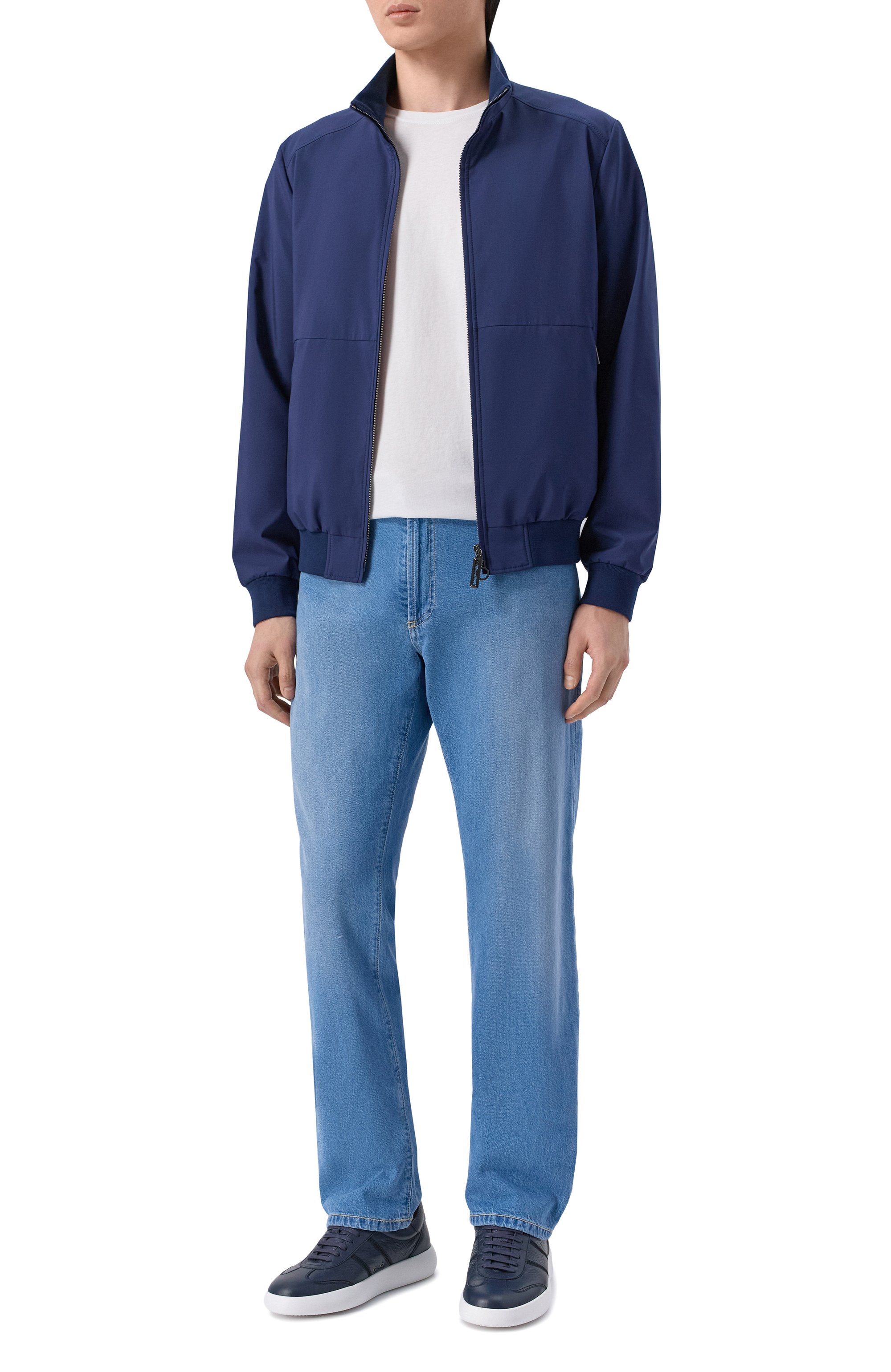 Джинсы atene RICHARD J. BROWN синего цвета по цене 59650 руб., арт. ATENE Z/T66, фото 2 Джинсы atene RICHARD J. BROWN, арт. ATENE Z/T66, фото 2