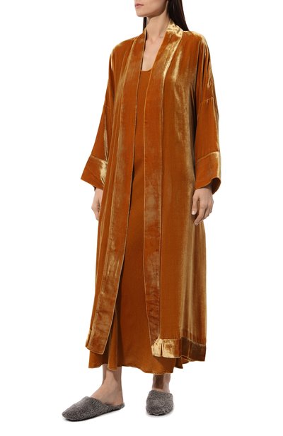 Халат из вискозы и шелка ASCENO оранжевого цвета по цене 77600 руб., арт. RS24_T028F40, фото 2 Халат из вискозы и шелка ASCENO, арт. RS24_T028F40, фото 2