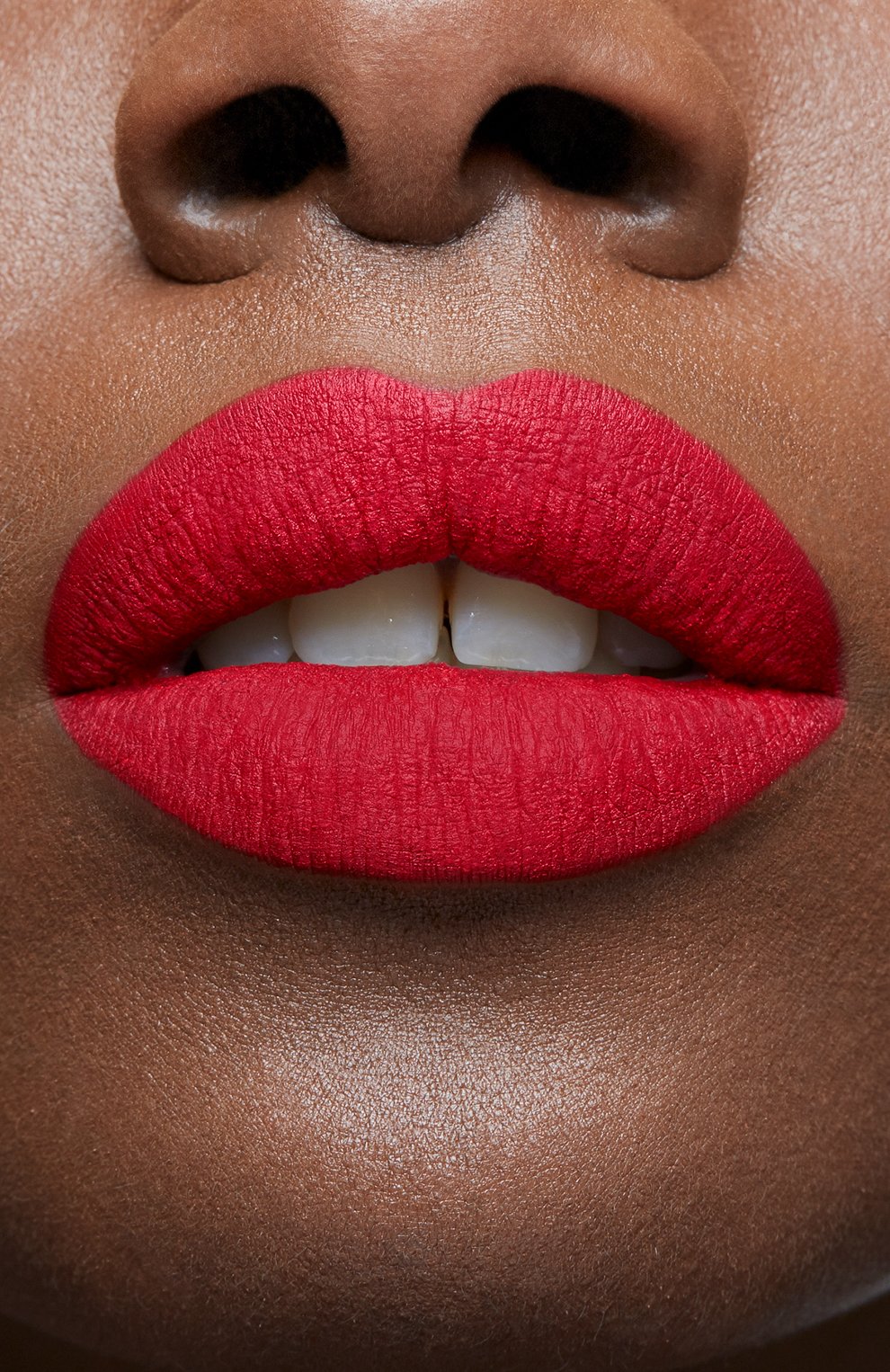 Матовая помада для губ velvet matte, оттенок altressa CHRISTIAN LOUBOUTIN цвета по цене 6900 руб., арт. 810413023592, фото 6 Матовая помада для губ velvet matte, оттенок altressa CHRISTIAN LOUBOUTIN, арт. 810413023592, фото 6