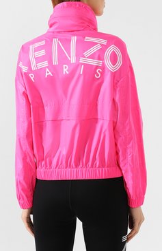 Женская ветровка KENZO фуксия цвета, арт. F962BL080560 | Фото 4 (Кросс-КТ: Куртка, Ветровка; Рукава от горловины: Длинные; Рукава: Длинные; Материал внутренний: Не назначено; Материал внешний: Синтетический материал; Материал сплава: Проставлено; Драгоценные камни: Проставлено; Длина (верхняя одежда): Короткие; Статус проверки: Проверена категория)