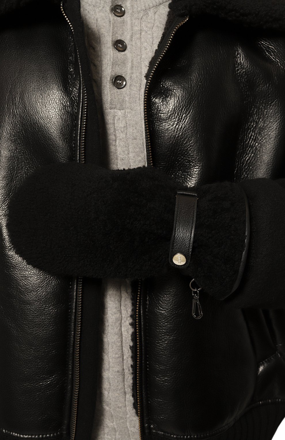 Варежки из овчины ZILLI черного цвета по цене 105500 руб., арт. GL0005M1965VZL005, фото 2 Варежки из овчины ZILLI, арт. GL0005M1965VZL005, фото 2