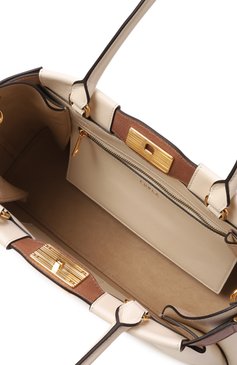 Женская сумка iris large FURLA кремового цвета, арт. WB01462/BX3197 | Фото 5 (Драгоценные камни: Проставлено; Материал сплава: Проставлено; Размер: large; Материал: Натуральная кожа)