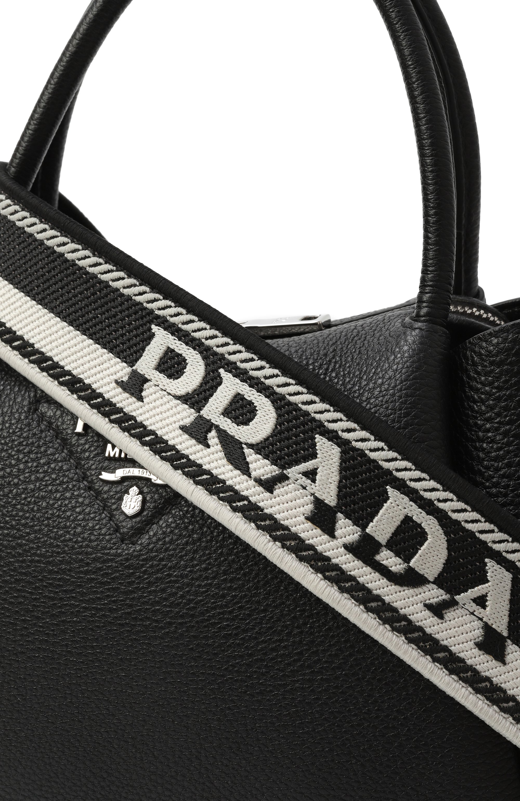 Сумка PRADA черного цвета по цене 482500 руб., арт. 1BC145/2DKV, фото 3 Сумка PRADA, арт. 1BC145/2DKV, фото 3