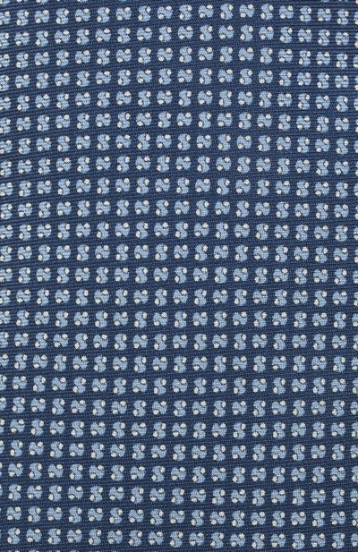 Шелковый галстук CORNELIANI голубого цвета по цене 17350 руб., арт. 87U390-1120332/00, фото 3 Шелковый галстук CORNELIANI, арт. 87U390-1120332/00, фото 3