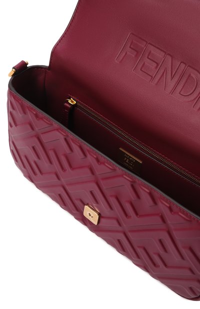 Сумка baguette medium FENDI бордового цвета по цене 482000 руб., арт. 8BR600/AT57, фото 5 Сумка baguette medium FENDI, арт. 8BR600/AT57, фото 5