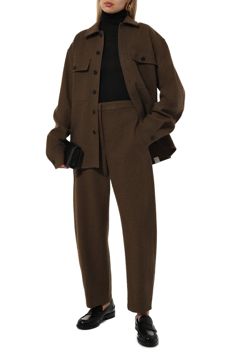 Женские шерстяные брюки JIL SANDER коричневого цвета, арт. J40KA0232/J40182 | Фото 2 (Материал внешний: Шерсть; Длина (брюки, джинсы): Стандартные; Женское Кросс-КТ: Брюки-одежда; Силуэт Ж (брюки и джинсы): Прямые; Стили: Кэжуэл; Автоматизация ТО: Проставлено; Автоматизация состава: Проставлено)