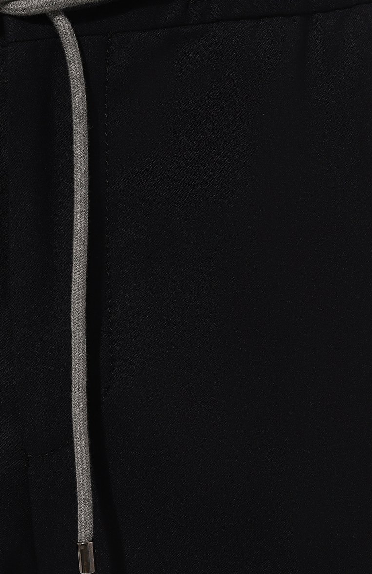 Мужские шерстяные брюки CORNELIANI темно-синего цвета, арт. 944L25-9418111 | Фото 5 (Драгоценные камни: Проставлено; Материал внешний: Шерсть; Длина (брюки, джинсы): Стандартные; Материал сплава: Проставлено; Случай: Повседневный; Стили: Кэжуэл)