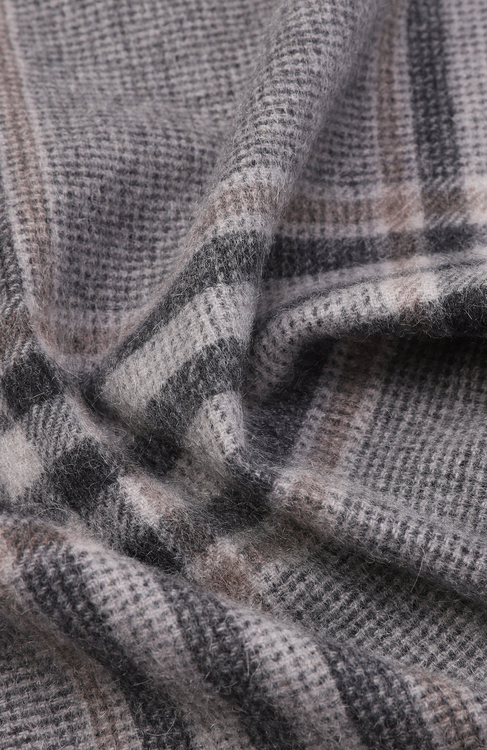 Кашемировый шарф CORNELIANI серого цвета по цене 66500 руб., арт. 28B344/2A29014, фото 3 Кашемировый шарф CORNELIANI, арт. 28B344/2A29014, фото 3