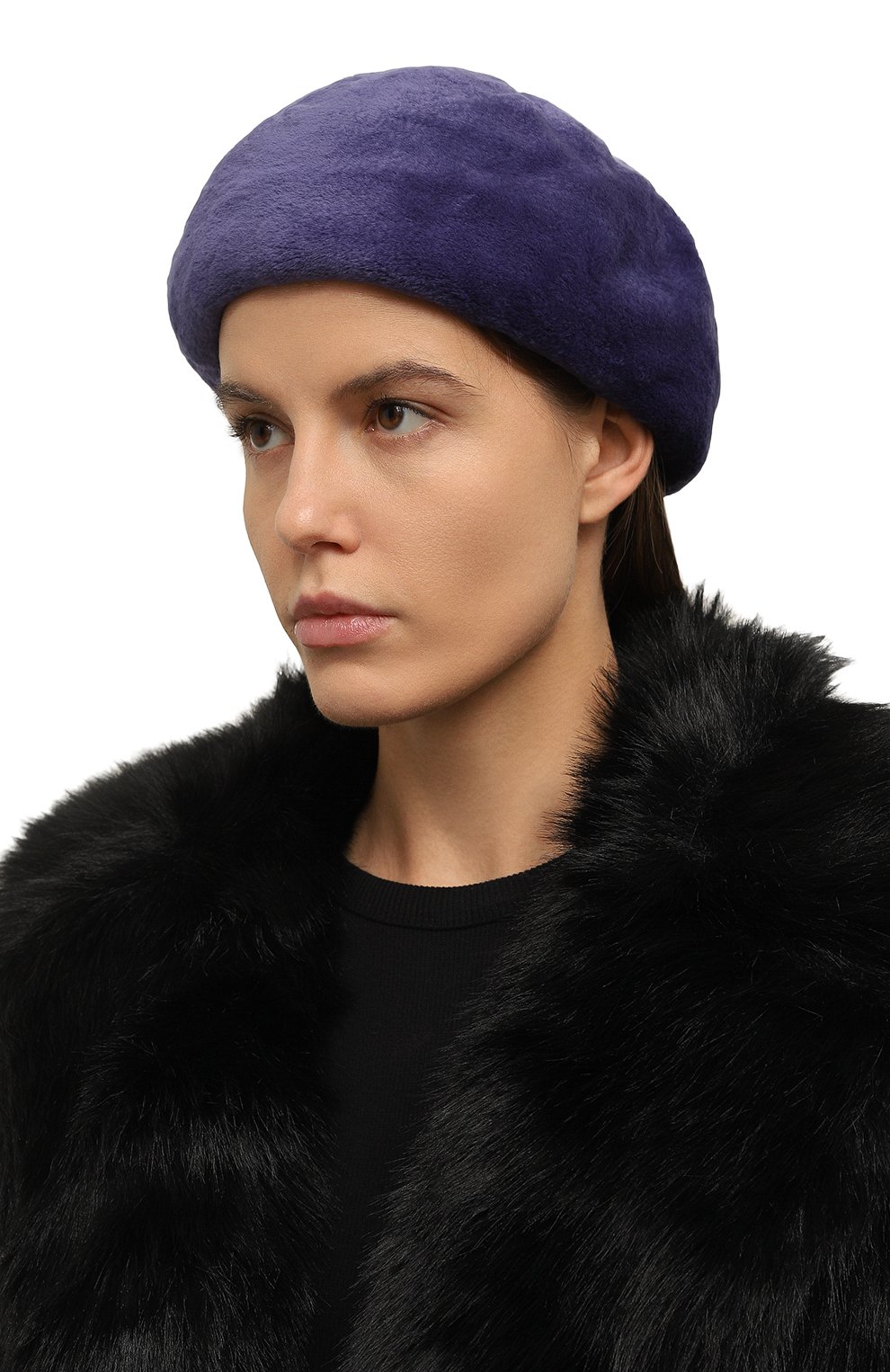 Берет из меха норки VICTORIA KUSENKOVA фиолетового цвета по цене 63250 руб., арт. 010110060023, фото 2 Берет из меха норки VICTORIA KUSENKOVA, арт. 010110060023, фото 2