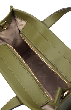 Женская сумка gigi small MICHAEL MICHAEL KORS хаки цвета, арт. 30T4G3GM5L | Фото 5 (Материал: Натуральная кожа; Ремень/цепочка: На ремешке; Драгоценные камни: Проставлено; Размер: small; Материал сплава: Проставлено)