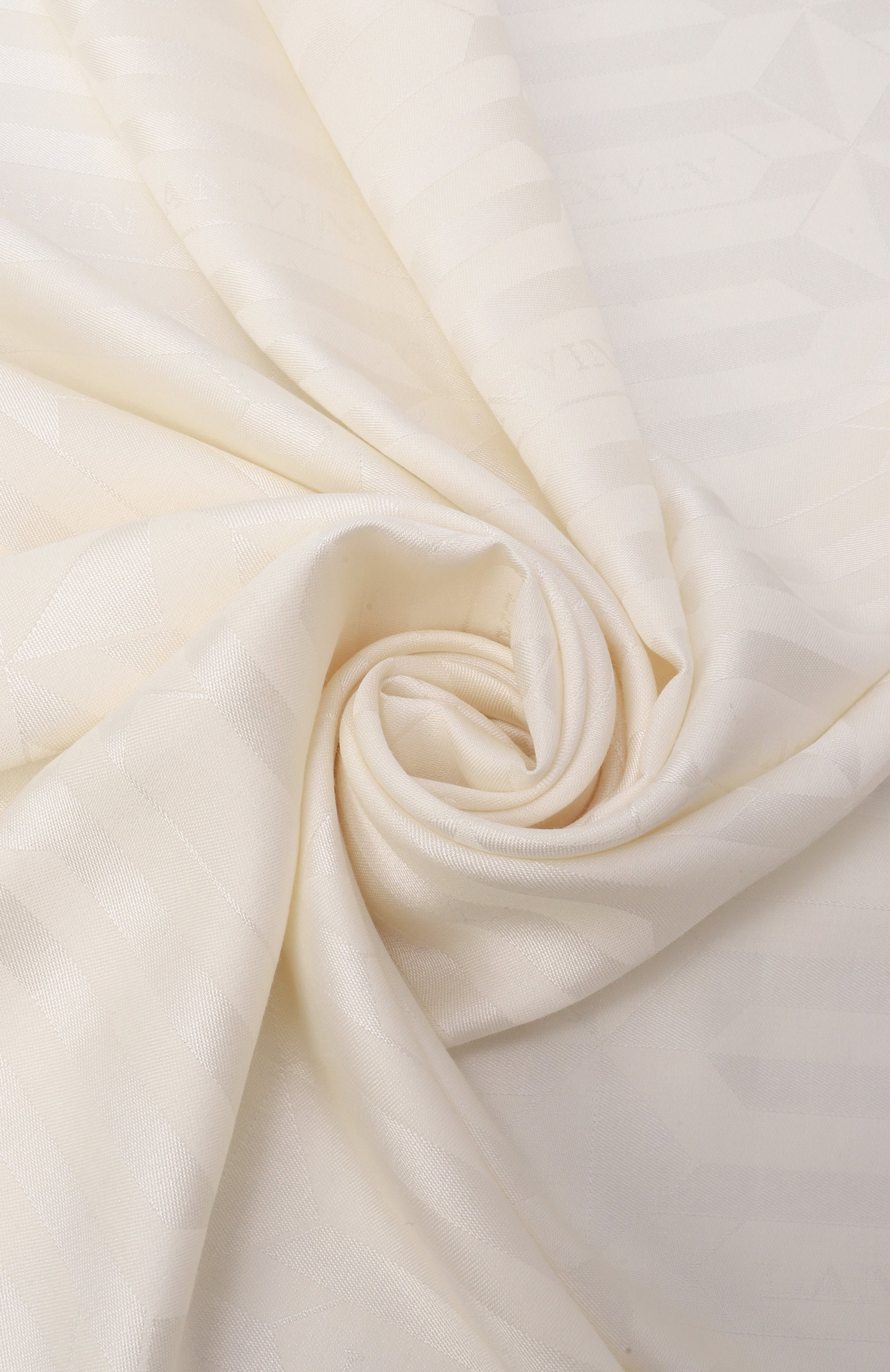 Палантин из шелка и шерсти LANVIN кремового цвета по цене 46500 руб., арт. 6L7020J5754, фото 3 Палантин из шелка и шерсти LANVIN, арт. 6L7020J5754, фото 3