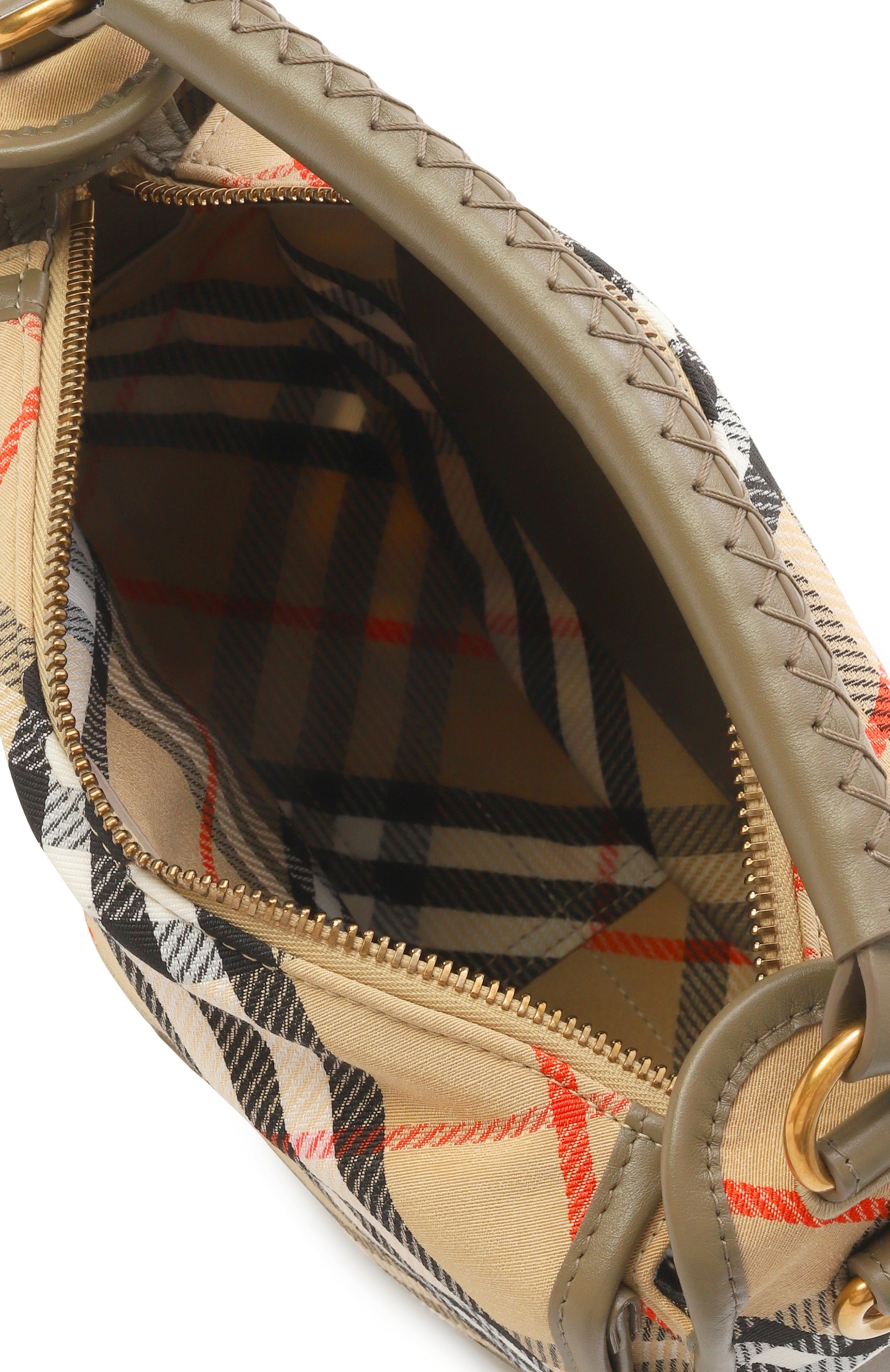 Сумка b clip small BURBERRY бежевого цвета по цене 312000 руб., арт. 8108120, фото 5 Сумка b clip small BURBERRY, арт. 8108120, фото 5