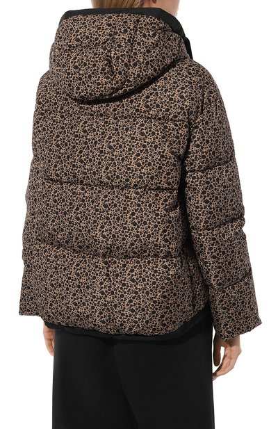 Двусторонний пуховик HERNO разноцветного цвета по цене 99500 руб., арт. PI001836D-M01/12559P, фото 4 Двусторонний пуховик HERNO, арт. PI001836D-M01/12559P, фото 4