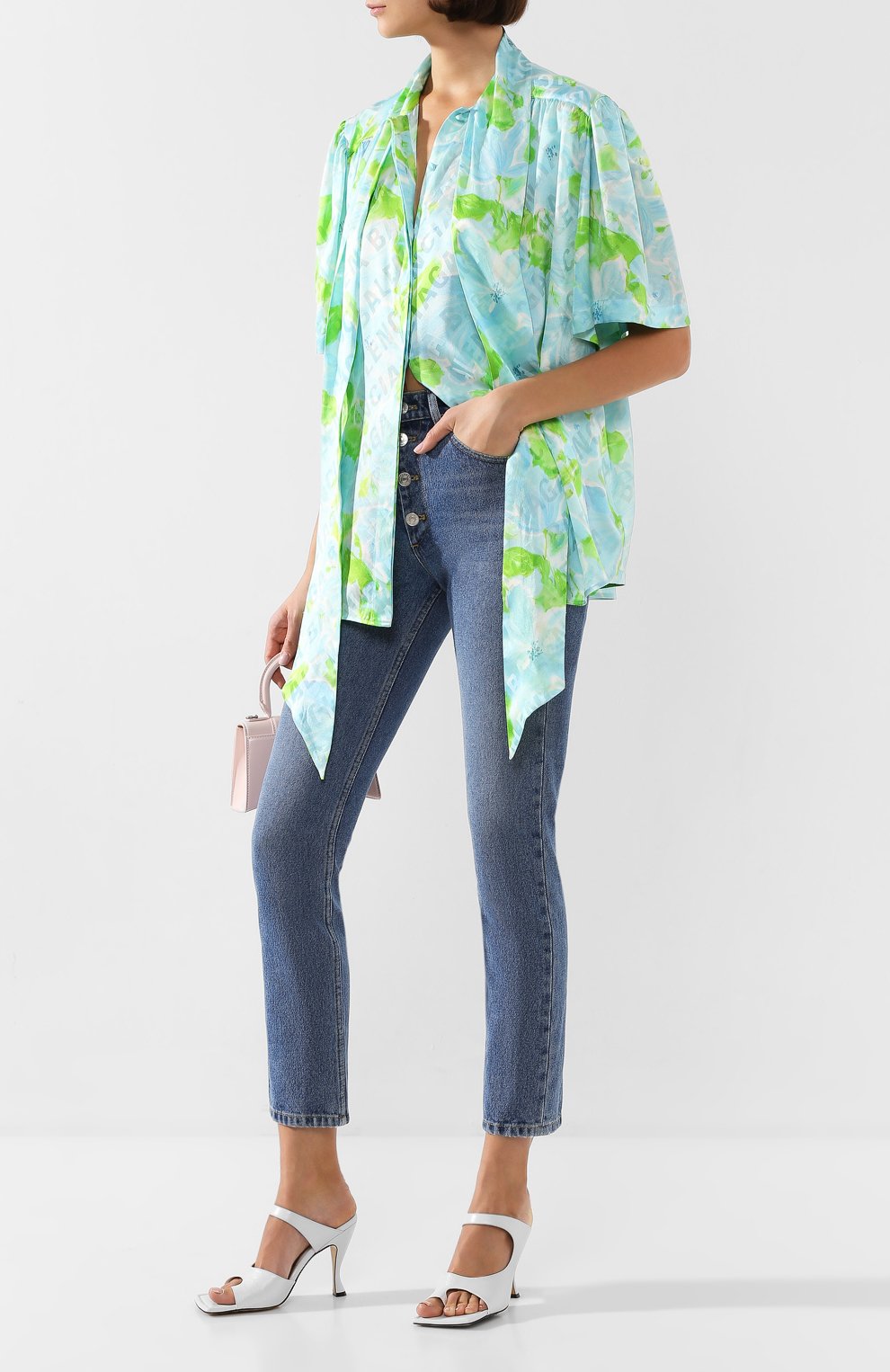 Шелковая блузка BALENCIAGA зеленого цвета по цене 119000 руб., арт. 602571/TILE8, фото 2 Шелковая блузка BALENCIAGA, арт. 602571/TILE8, фото 2