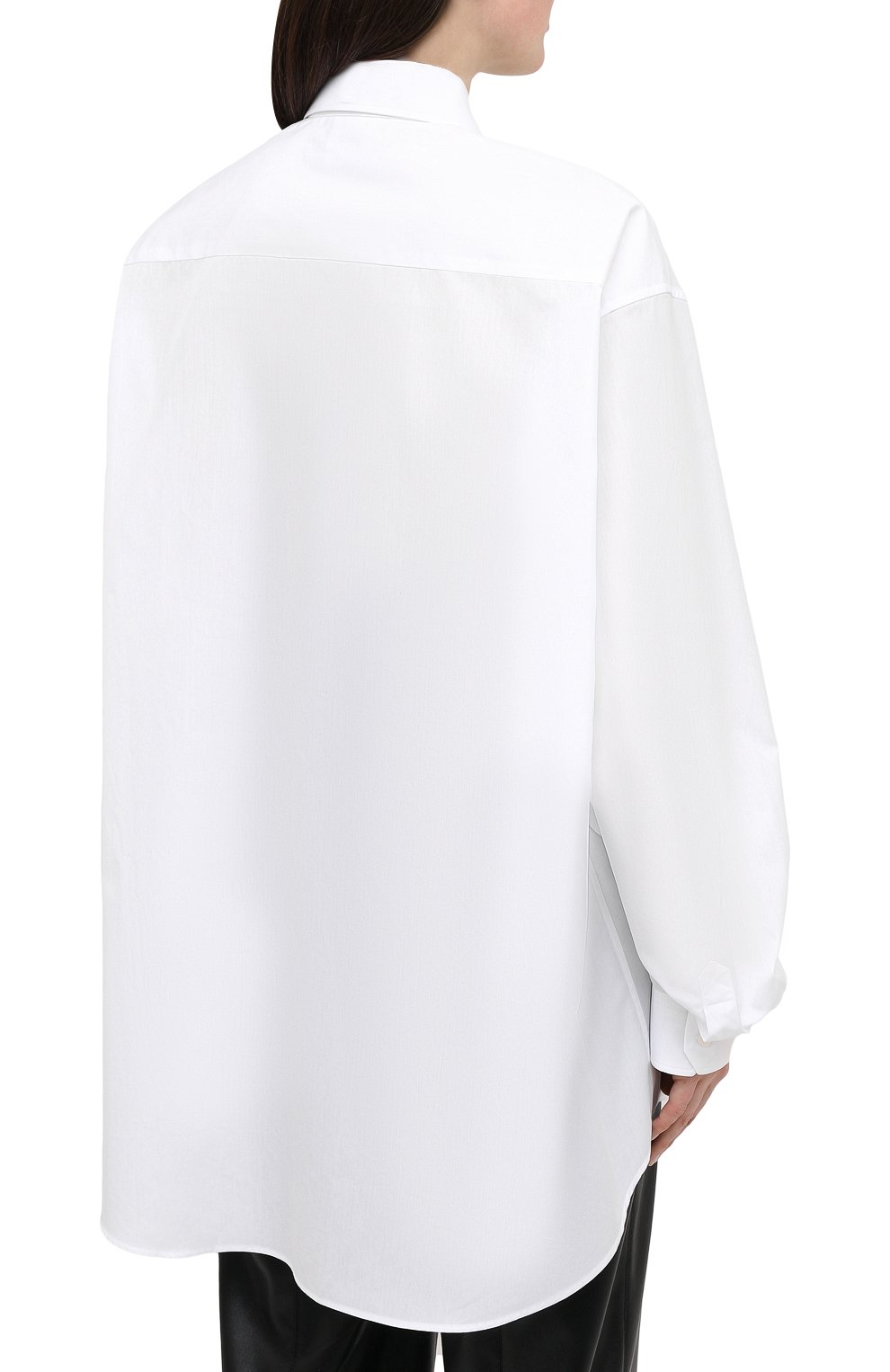 Хлопковая рубашка VETEMENTS белого цвета по цене 59900 руб., арт. UE51SH300W 1004/W, фото 4 Хлопковая рубашка VETEMENTS, арт. UE51SH300W 1004/W, фото 4