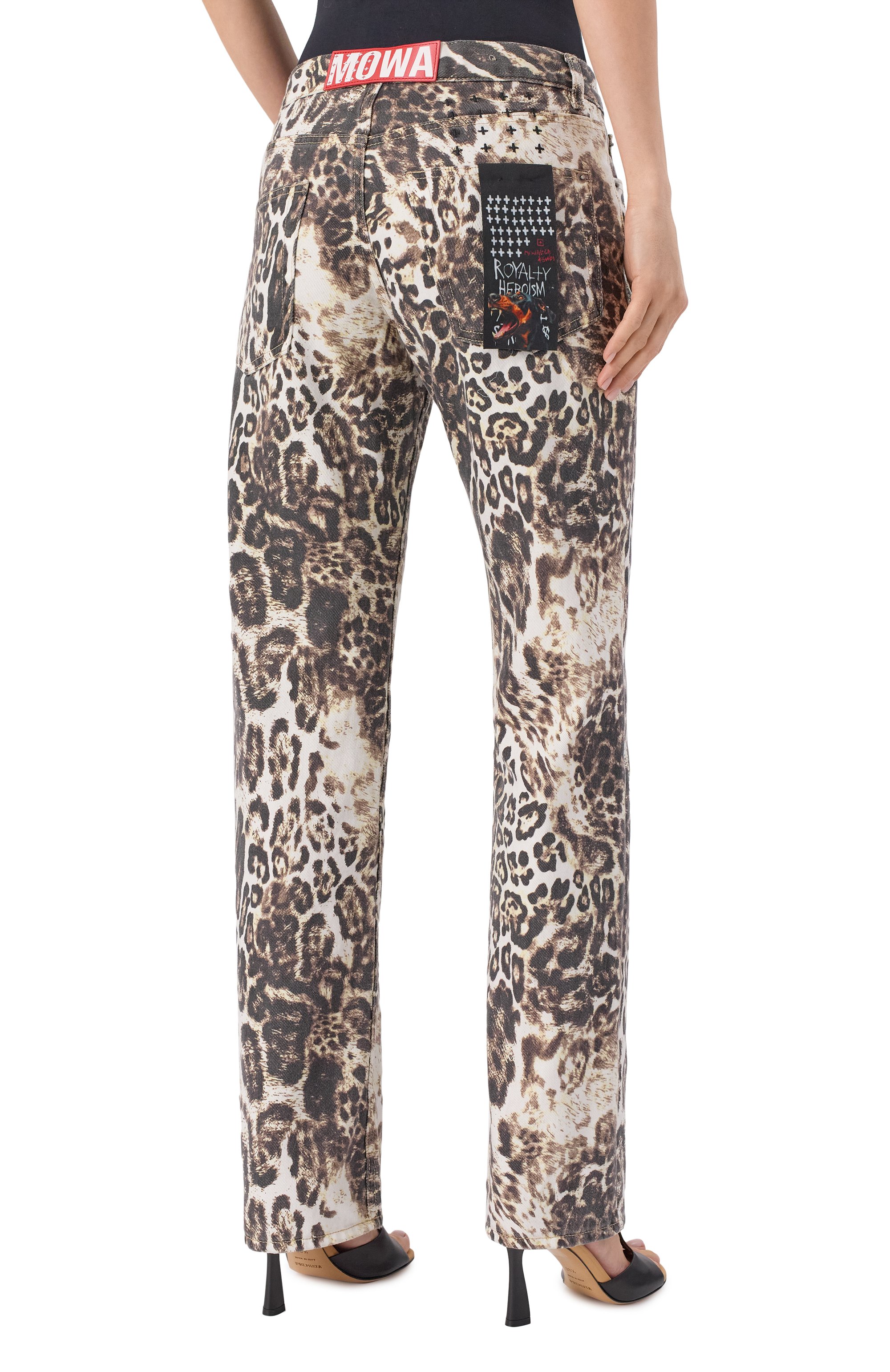 Джинсы anti k ksubi x mowalola KSUBI леопардового цвета по цене 64500 руб., арт. KXM25DJ003, фото 4 Джинсы anti k ksubi x mowalola KSUBI, арт. KXM25DJ003, фото 4