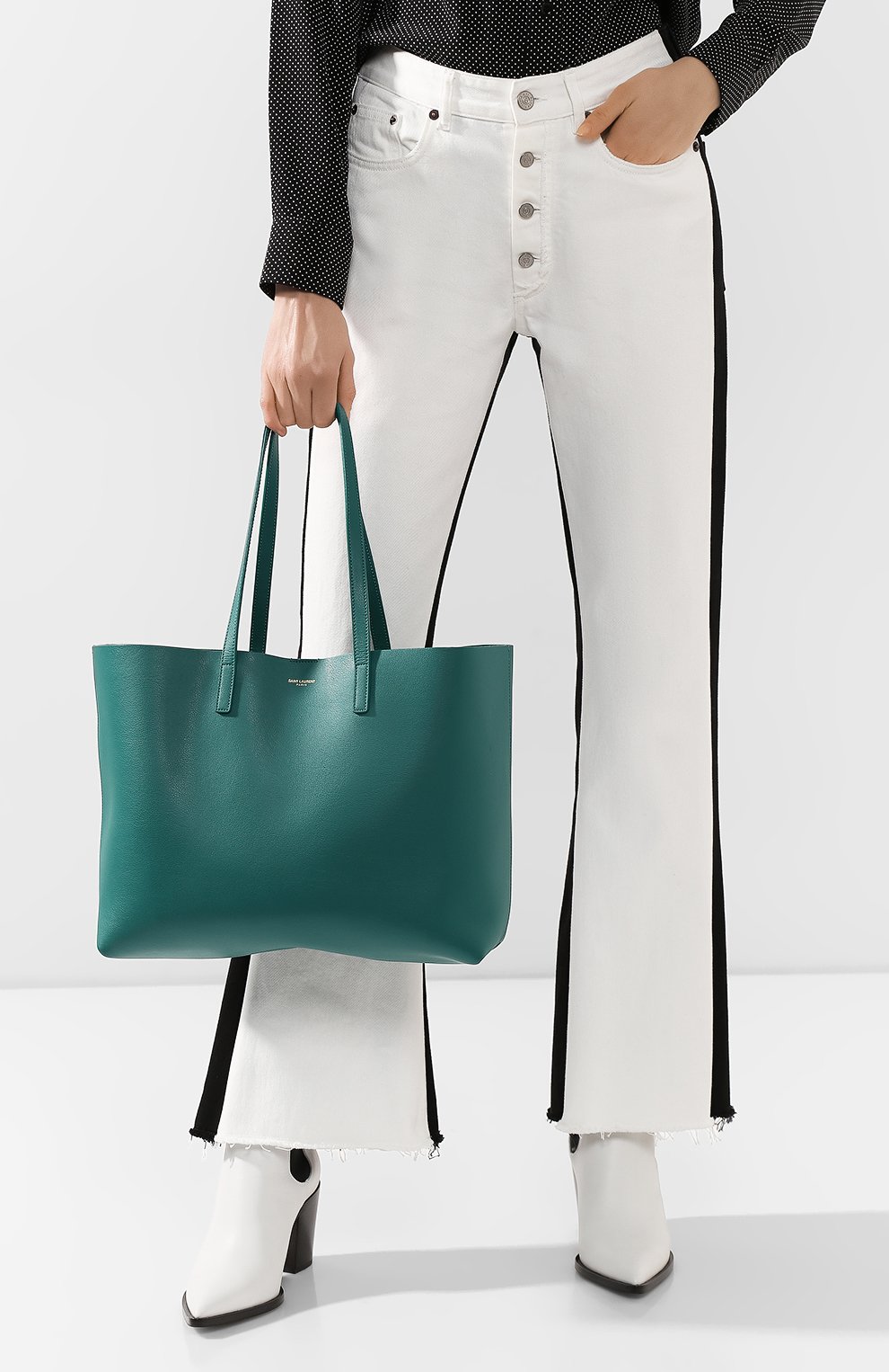 Сумка-тоут shopping large SAINT LAURENT зеленого цвета по цене 192500 руб., арт. 394195/CSV0J, фото 2 Сумка-тоут shopping large SAINT LAURENT, арт. 394195/CSV0J, фото 2