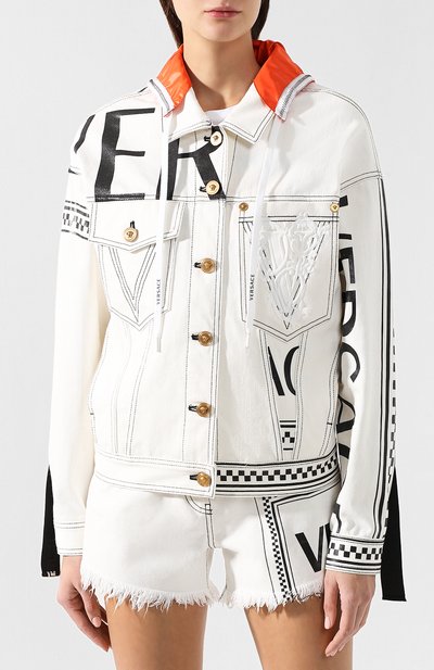 Джинсовая куртка VERSACE белого цвета по цене 272000 руб., арт. A81734/A216359, фото 3 Джинсовая куртка VERSACE, арт. A81734/A216359, фото 3