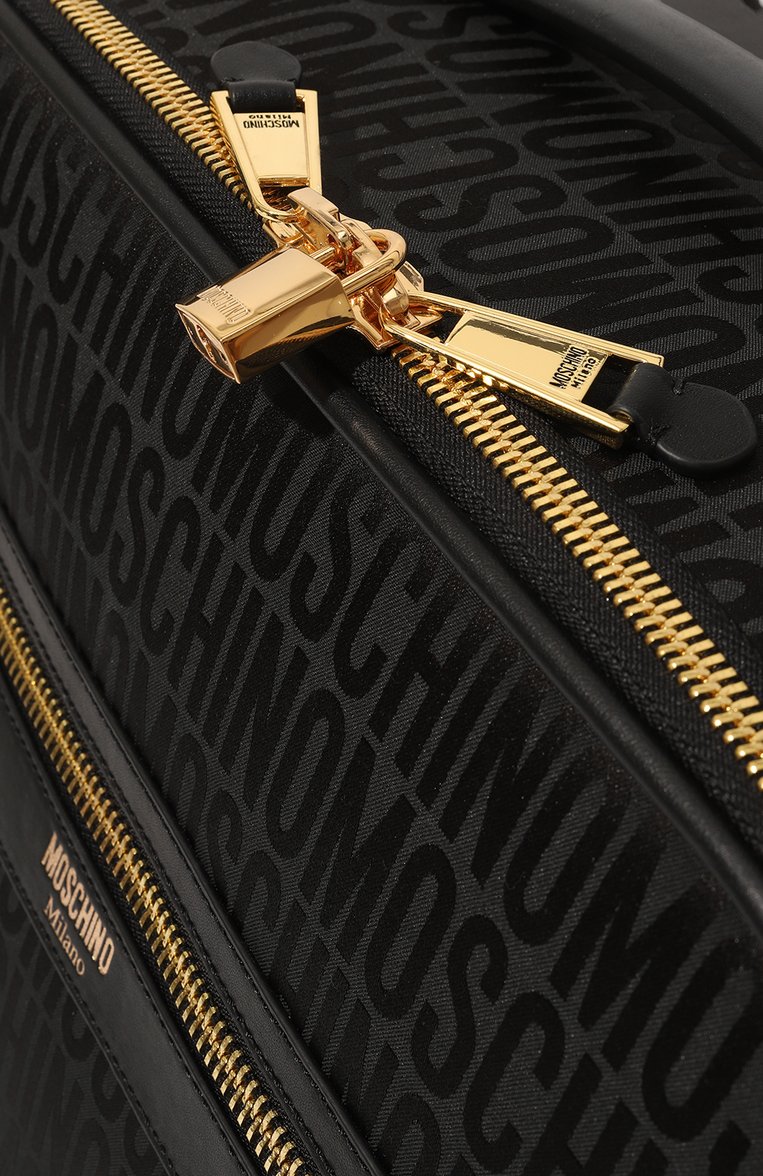 Мужской текстильный чемодан small MOSCHINO черного цвета, арт. 2316MA8601/8268 | �Фото 2 (Материал: Текстиль; Драгоценные камни: Проставлено; Материал сплава: Проставлено; Размер: small)