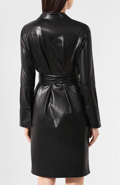 Платье с поясом NANUSHKA черного цвета по цене 63150 руб., арт. AILSA_BLACK_VEGAN LEATHER, фото 4 Платье с поясом NANUSHKA, арт. AILSA_BLACK_VEGAN LEATHER, фото 4