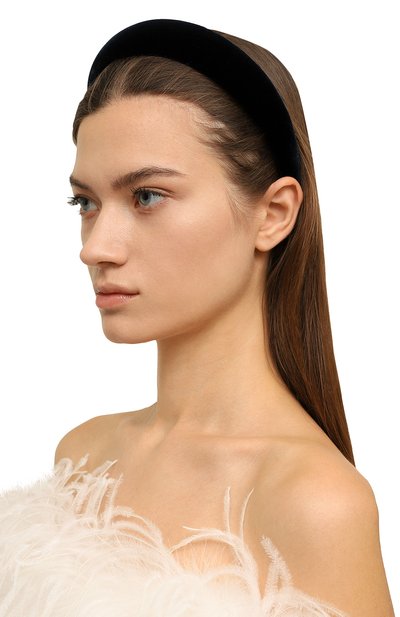 Ободок для волос ALEXANDRE DE PARIS темно-синего цвета по цене 32300 руб., арт. THB30-17T-P23 M, фото 2 Ободок для волос ALEXANDRE DE PARIS, арт. THB30-17T-P23 M, фото 2