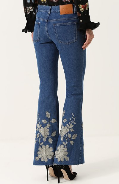 Расклешенные джинсы с потертостями и контрастной отделкой GUCCI, арт. 481450/XR722, фото 4