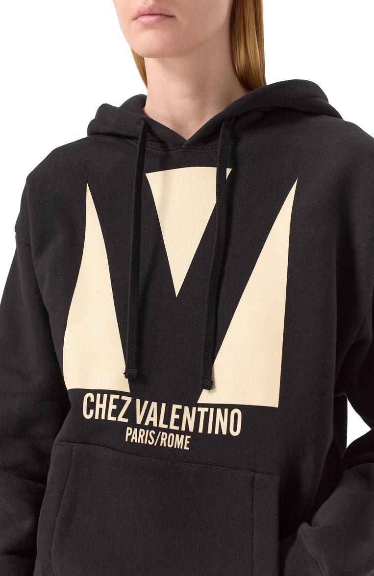Женский хлопковое худи VALENTINO черного цвета, арт. 6B3MF24I960 | Фото 5 (Материал внешний: Хлопок; Длина (для топов): Стандартные; Драгоценные камни: Проставлено; Материал сплава: Проставлено; Рукава: Длинные; Женское Кросс-КТ: Худи-одежда; Стили: Спорт-шик)