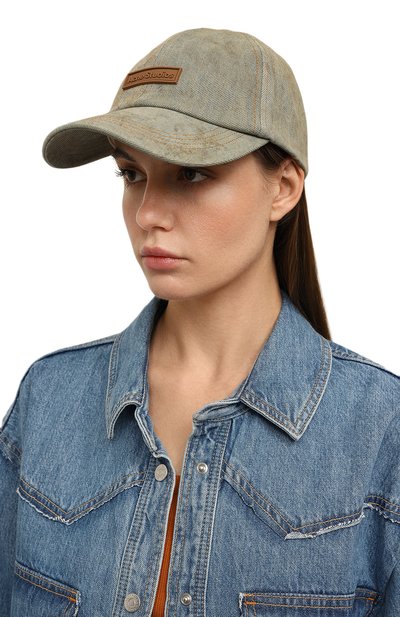 Джинсовая бейсболка ACNE STUDIOS голубого цвета по цене 18150 руб., арт. FN-UX-HATS000209, фото 2 Джинсовая бейсболка ACNE STUDIOS, арт. FN-UX-HATS000209, фото 2