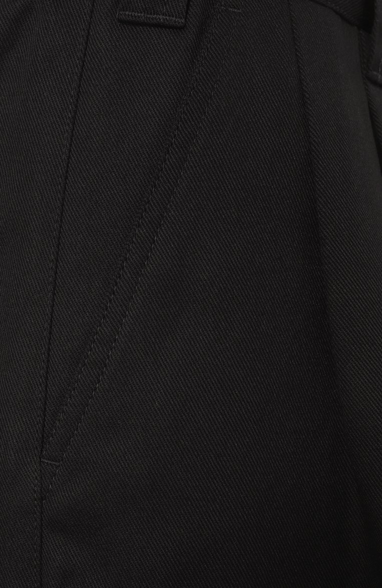Мужские брюки MAISON MARGIELA черного цвета, арт. S50KA0652/S54042 | Фото 6 (Материал внешний: Хлопок, Синтетический материал; Длина (брюки, джинсы): Стандартные; Случай: Повседневный; Стили: Минимализм; Автоматизация ТО: Проставлено; Автоматизация состава: Проставлено)