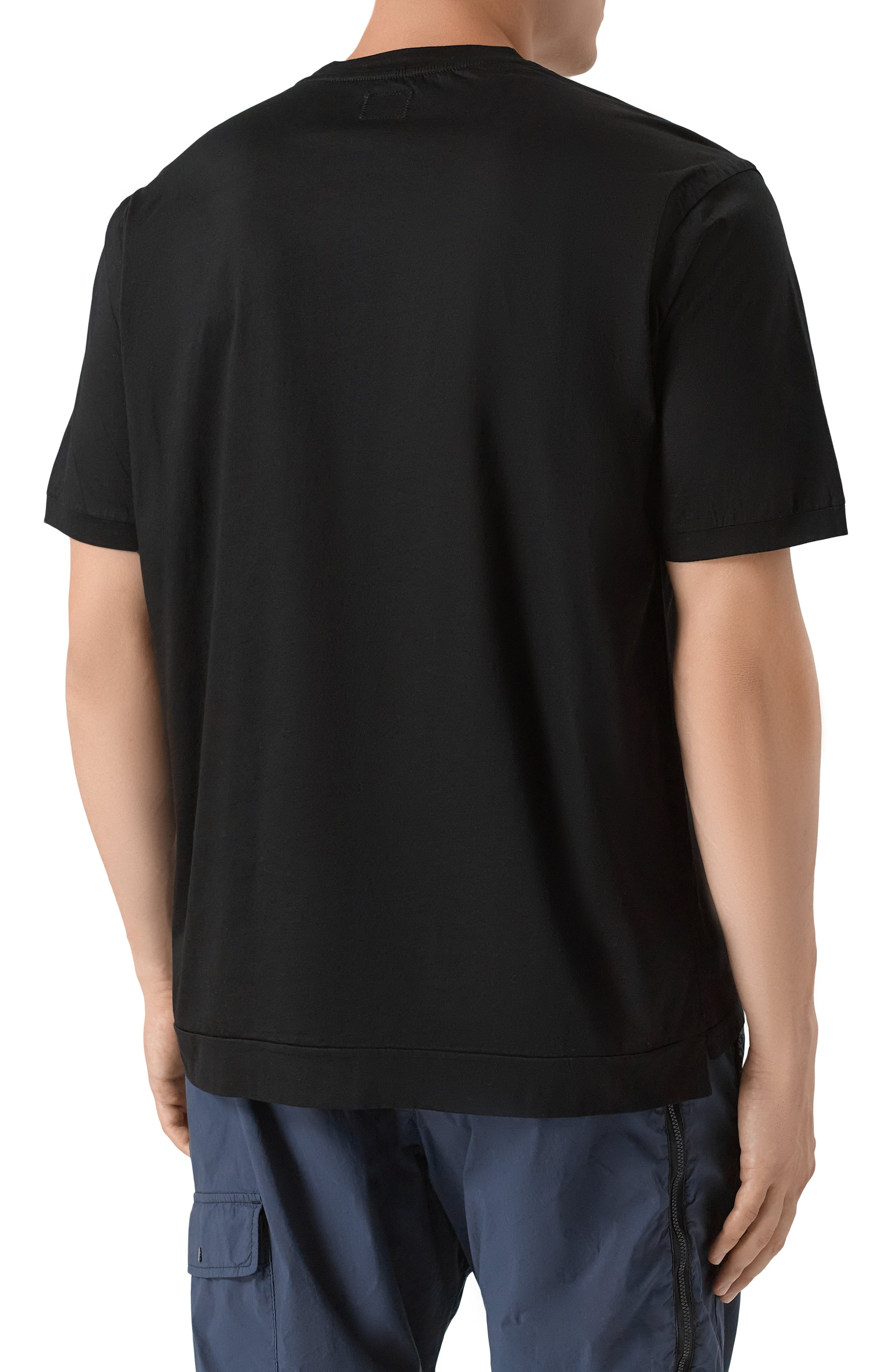 Хлопковая футболка C.P. COMPANY черного цвета по цене 19950 руб., арт. 18CMTS257A110302W, фото 4 Хлопковая футболка C.P. COMPANY, арт. 18CMTS257A110302W, фото 4