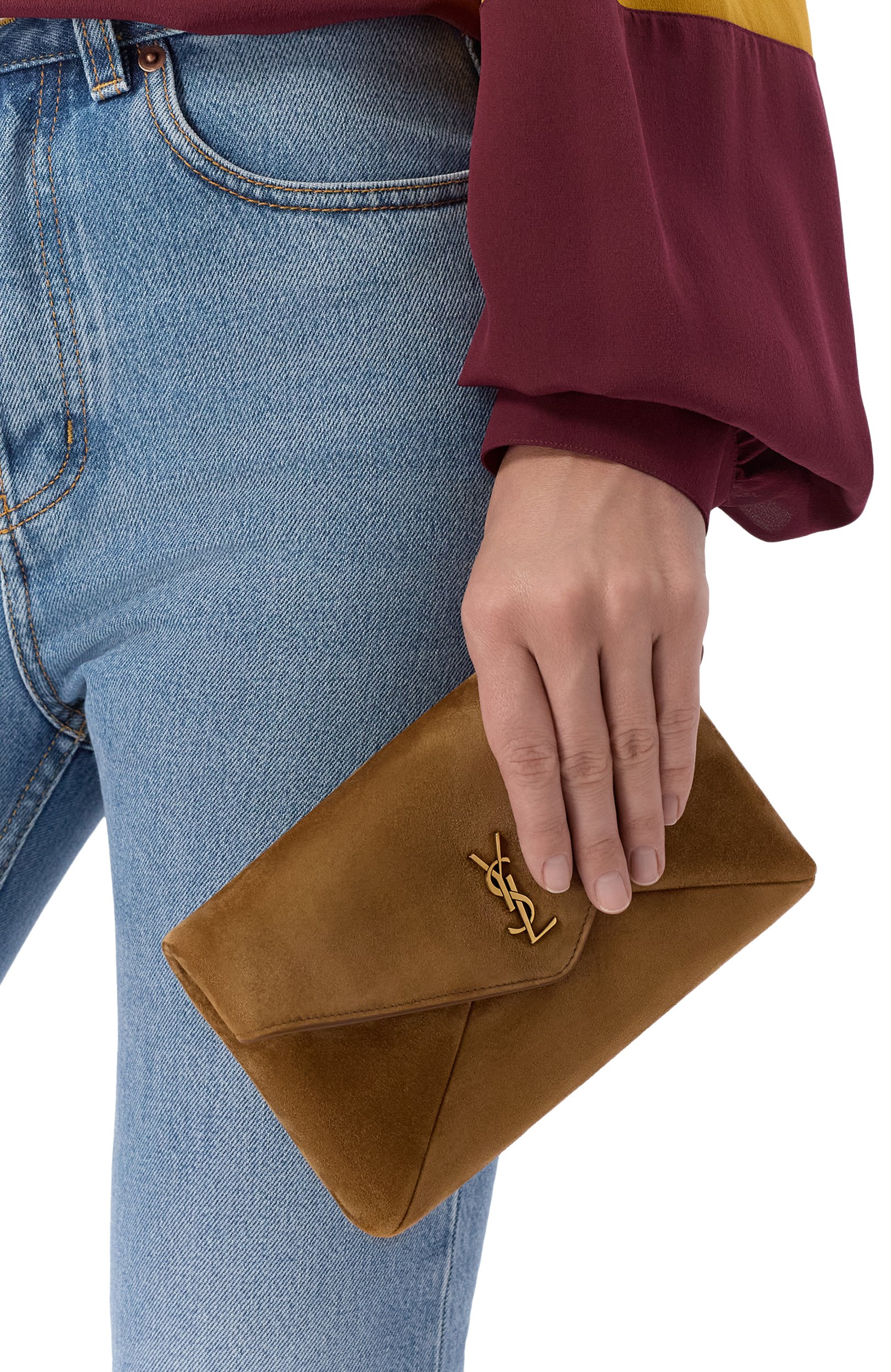 Клатч cassandre small SAINT LAURENT коричневого цвета по цене 198500 руб., арт. 855569/1U80W, фото 2 Клатч cassandre small SAINT LAURENT, арт. 855569/1U80W, фото 2