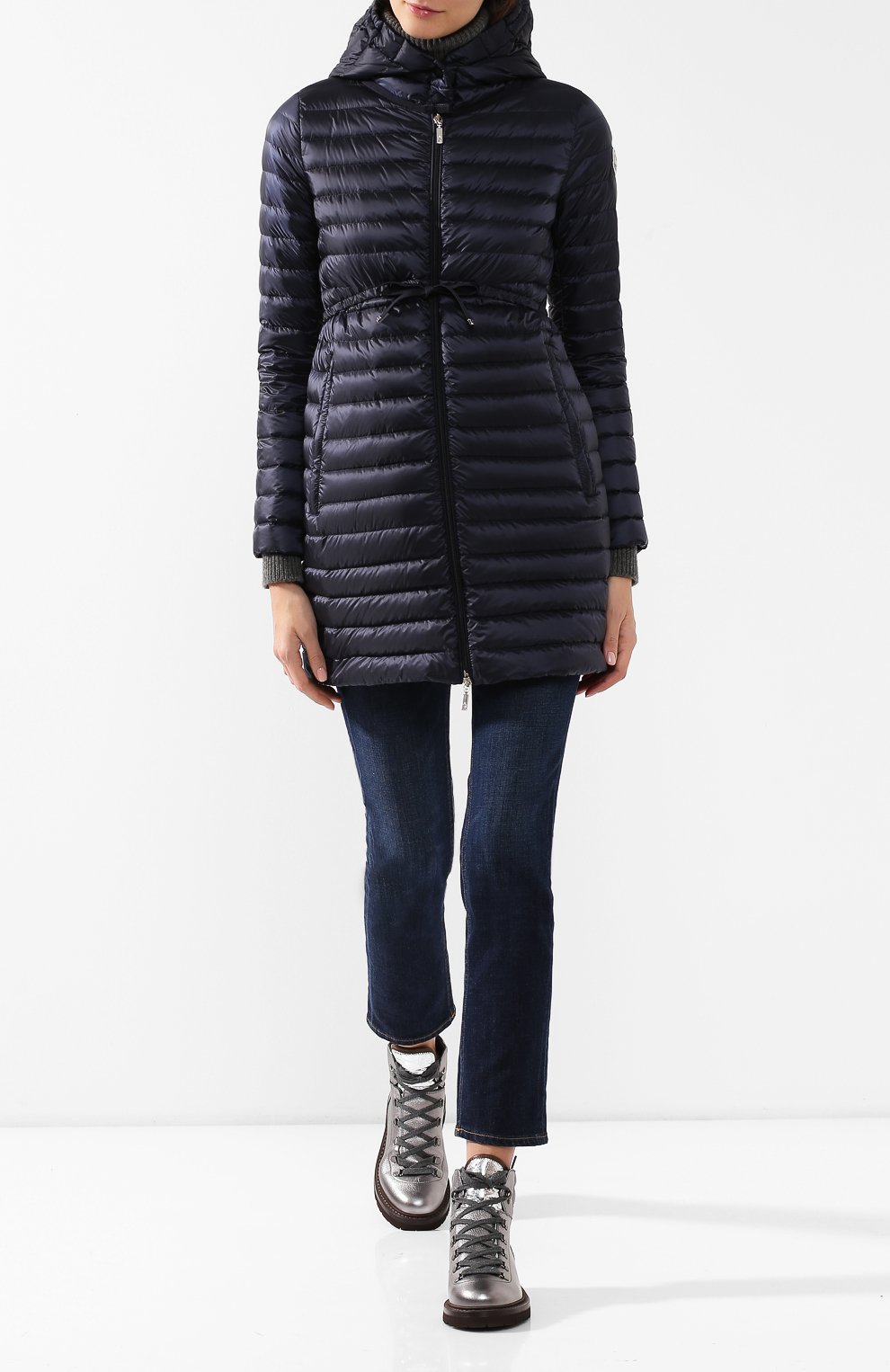 Пуховая куртка MONCLER темно-синего цвета по цене 107500 руб., арт. B1-093-49312-99-53048, фото 2 Пуховая куртка MONCLER, арт. B1-093-49312-99-53048, фото 2