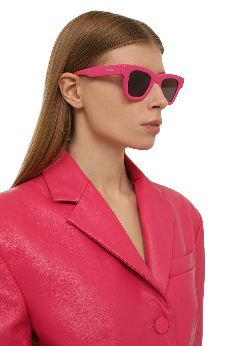 Женские солнцезащитные очки JACQUEMUS розового цвета, арт. LES LUNETTES N0CI0 PINK | Фото 2 (Тип очков: С/з; Но�с: Не проставлено; Региональные ограничения белый список (Axapta Mercury): Не проставлено; Материал: Пластик; Оптика Гендер: оптика-женское; Очки форма: Квадратные)