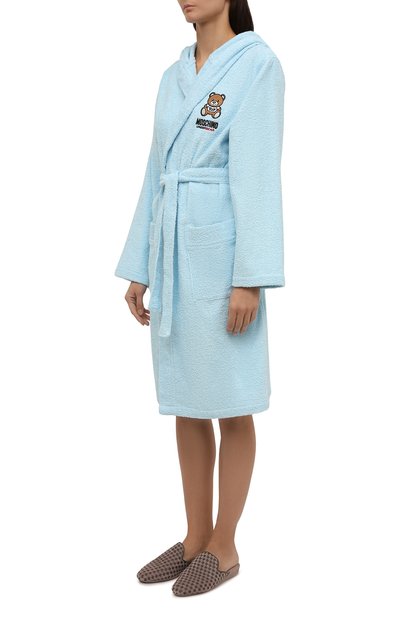 Хлопковый халат MOSCHINO голубого цвета по цене 27300 руб., арт. A7302/5165, фото 3 Хлопковый халат MOSCHINO, арт. A7302/5165, фото 3
