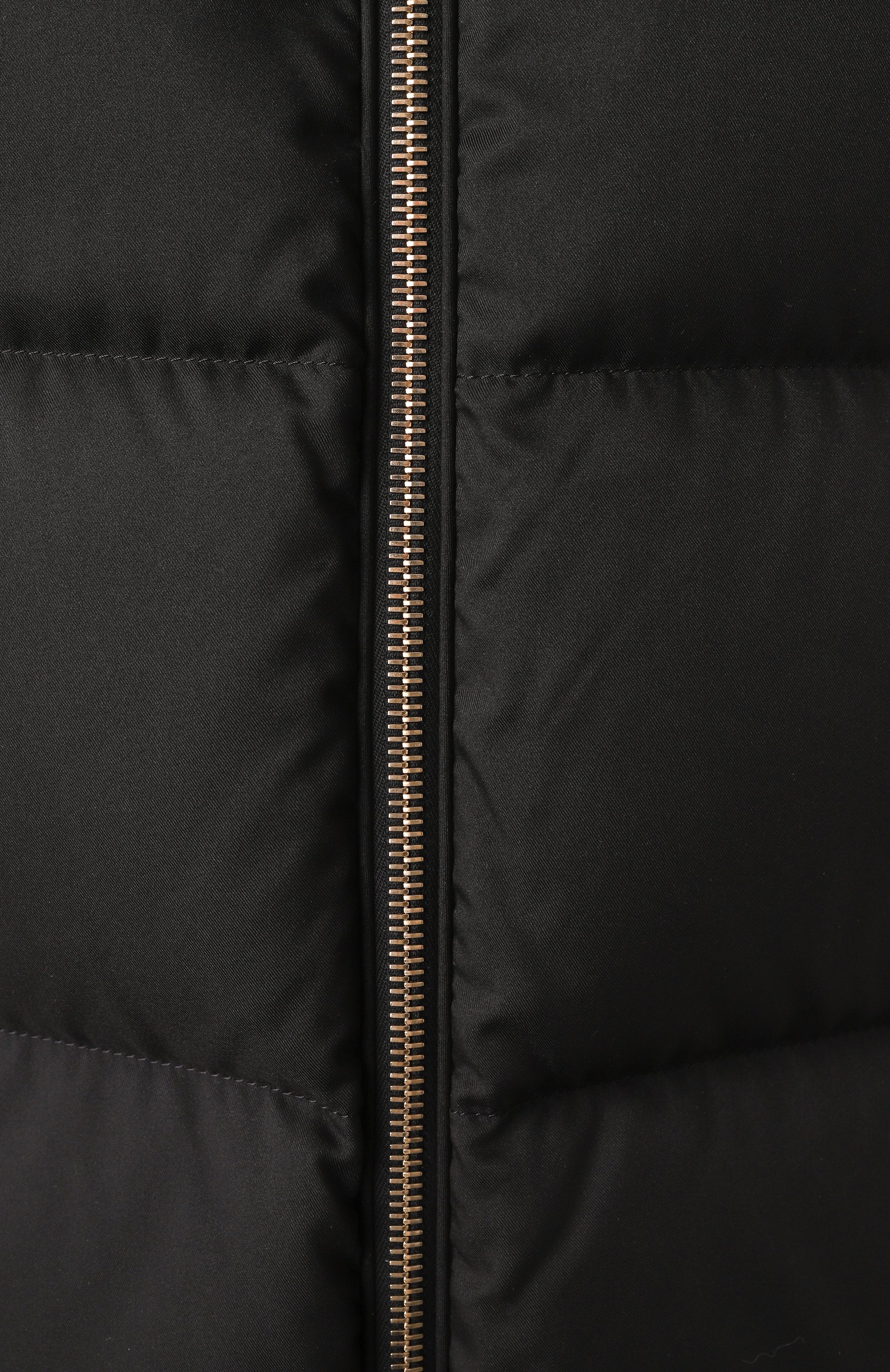Пуховик blamont MONCLER черного цвета по цене 383000 руб., арт. 1C000-27-597WF, фото 6 Пуховик blamont MONCLER, арт. 1C000-27-597WF, фото 6