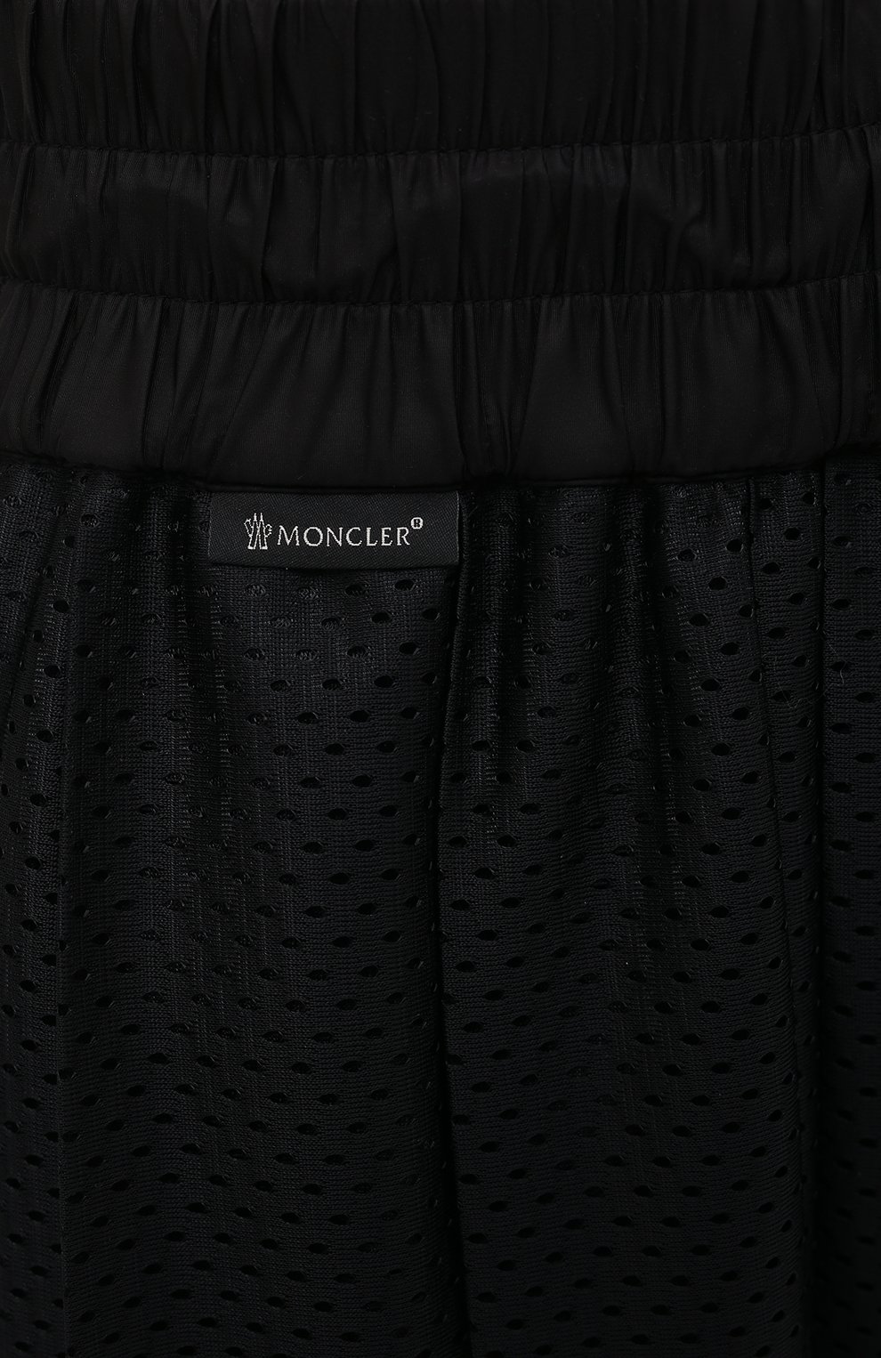 Юбка MONCLER черного цвета по цене 49950 руб., арт. F2-093-2D713-00-C0547, фото 5 Юбка MONCLER, арт. F2-093-2D713-00-C0547, фото 5